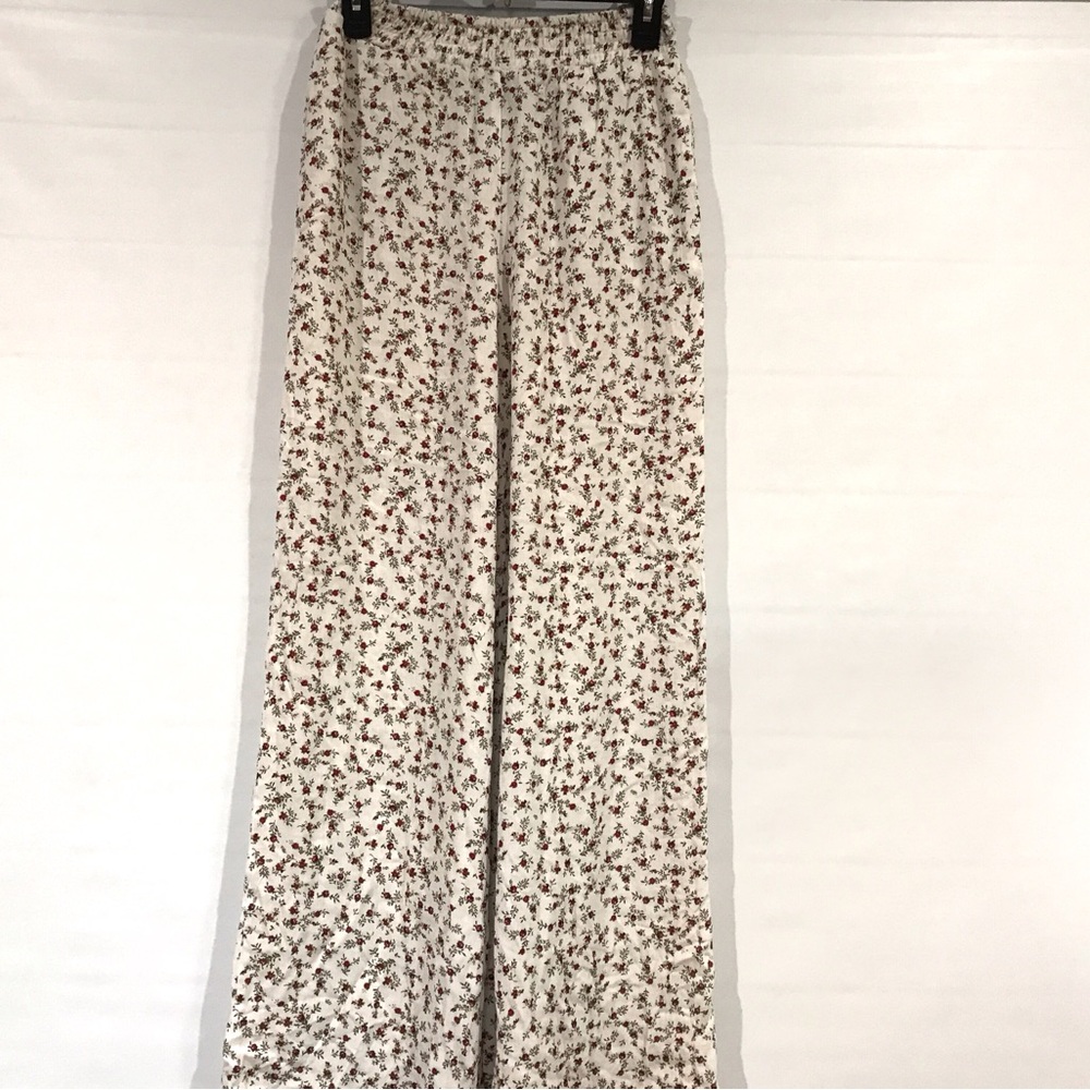 Forever 21 Floral Cream Pants